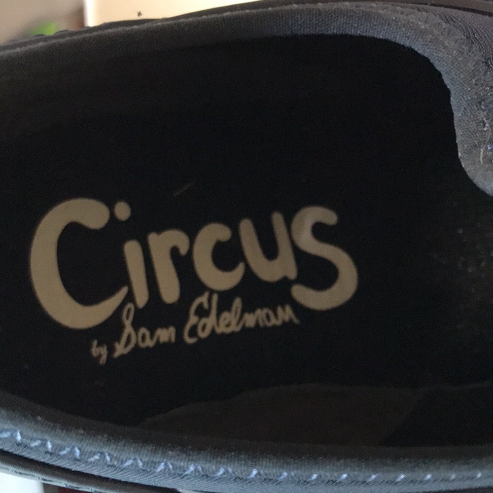 Sam Edelman Circus Women's Blue With Gold Dots Sneakers. Excellent Condition. - Picture 7 of 9
